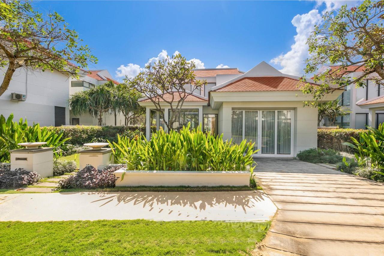 Luxury Pool Villa Close To The Private Beach ดานัง ภายนอก รูปภาพ